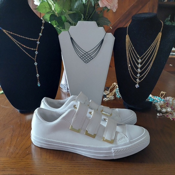 New White Leather Velcro Strap Converse Chuck Taylor Sneakers - Picture 2 of 6